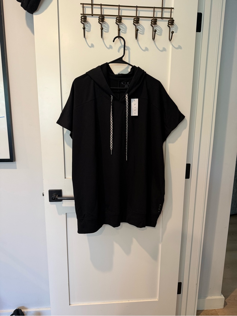 torrid Black Short-Sleeve Hooded Sweatshirt